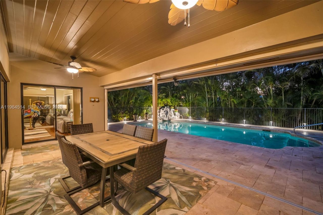 7371 NW 83rd Way, Tamarac, FL 33321 Photo