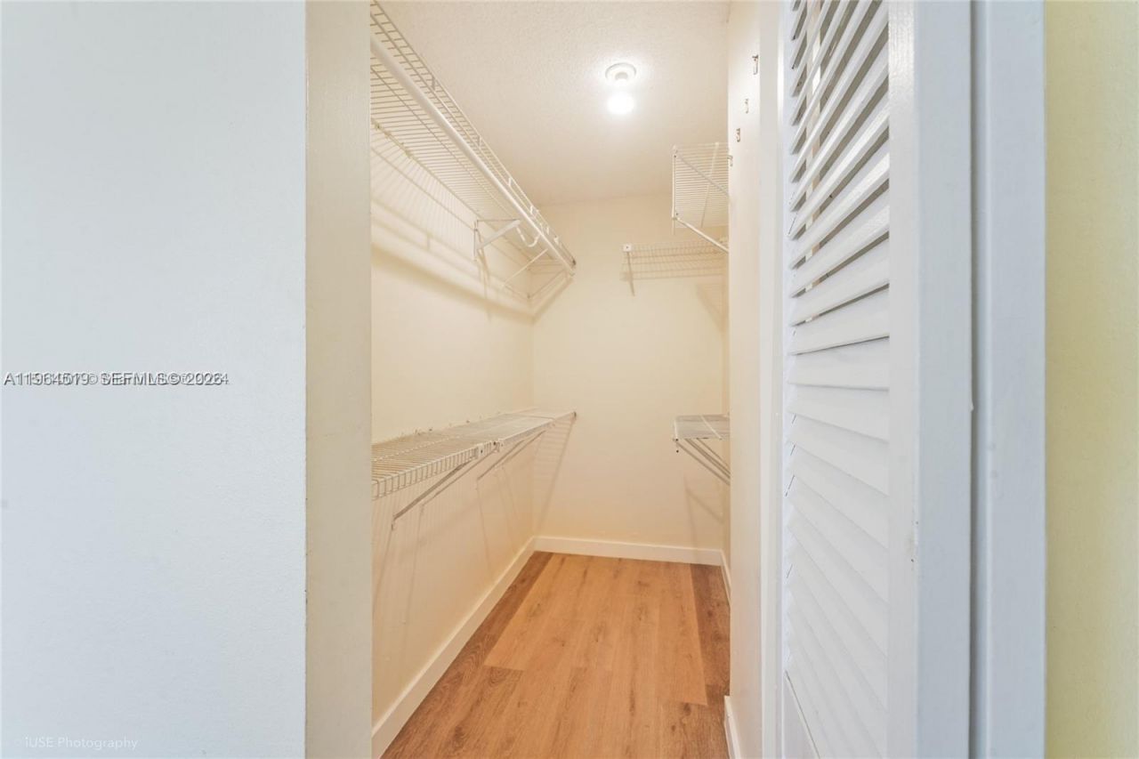 4801 NW 7th St, Unit 803-16, Miami, FL 33126 Photo