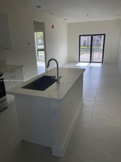 8167 NW 41st St, Unit E-111, Doral, FL 33166 Photo