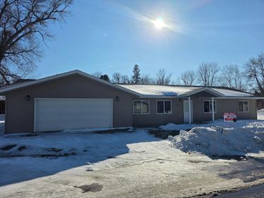 524 3rd Street NW, Mahnomen, MN 56557