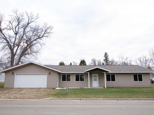 524 3rd Street NW, Mahnomen, MN 56557