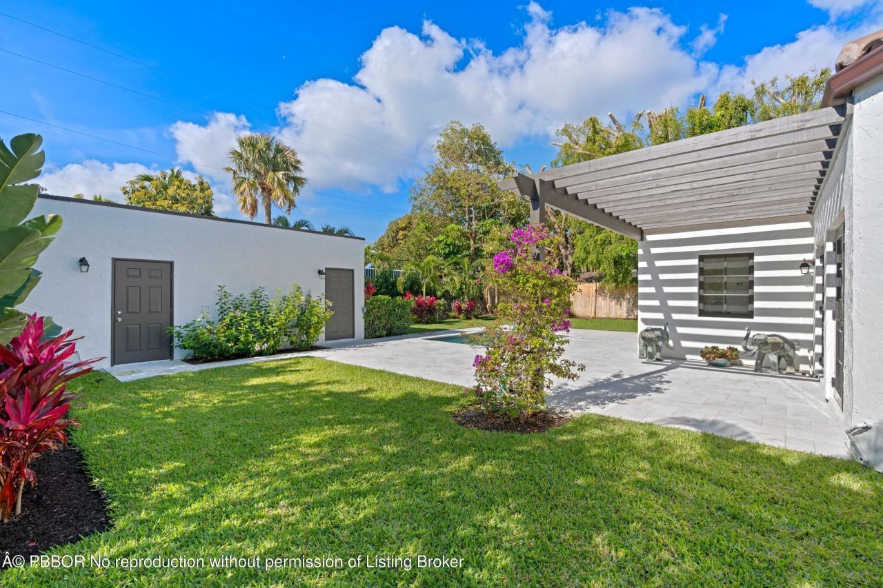 206 Greymon Drive, West Palm Beach, FL 33405 Photo