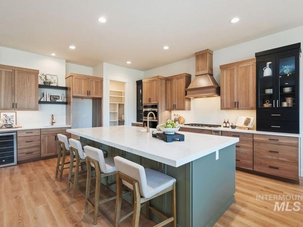 7168 E Chicken Hawk Loop, Nampa, ID 83686