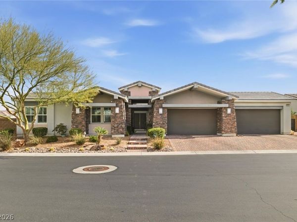 8260 Sweetwater Creek Way, Las Vegas, NV 89113