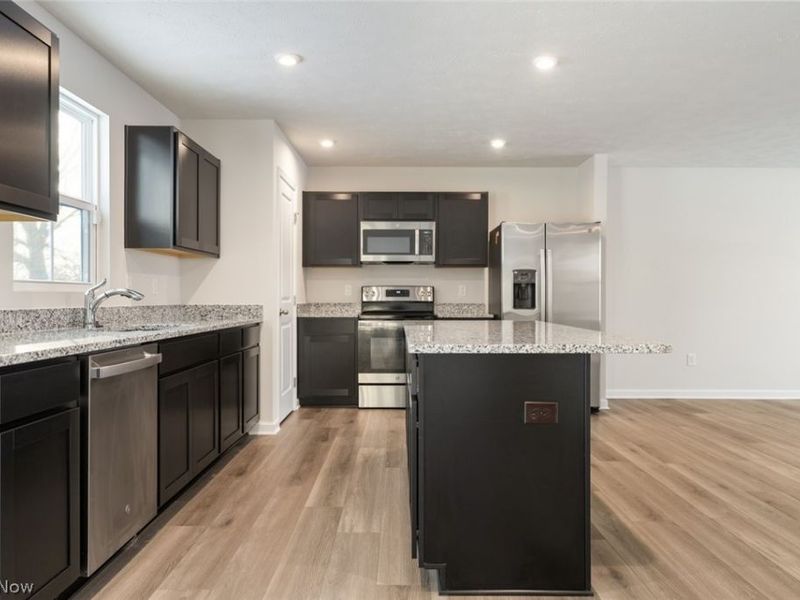 246 River Run Drive, Elyria, OH 44035 Photo 13