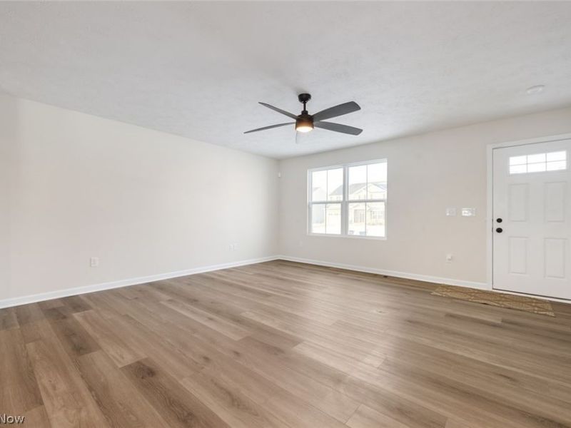 246 River Run Drive, Elyria, OH 44035 Photo 2