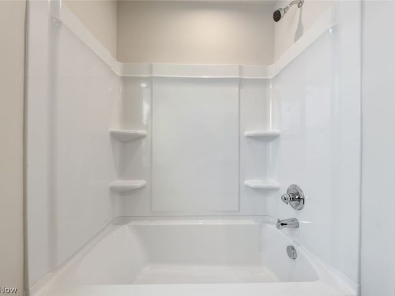 246 River Run Drive, Elyria, OH 44035 Photo 27