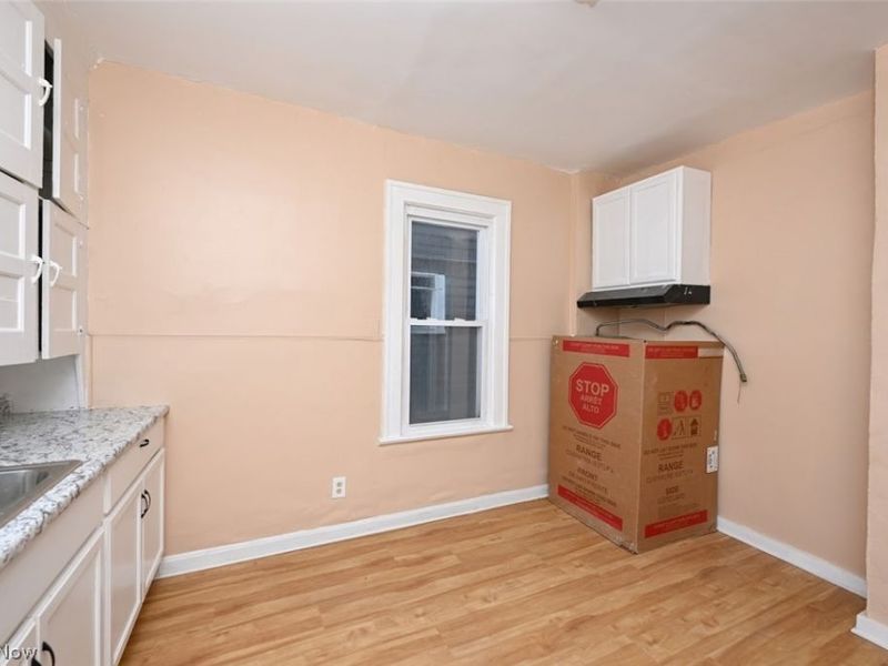 443 W Thornton Street W, Akron, OH 44307 Photo 11