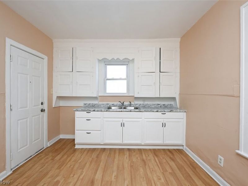 443 W Thornton Street W, Akron, OH 44307 Photo 13