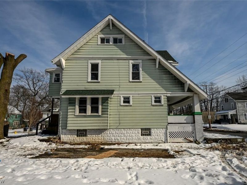 443 W Thornton Street W, Akron, OH 44307 Photo 3