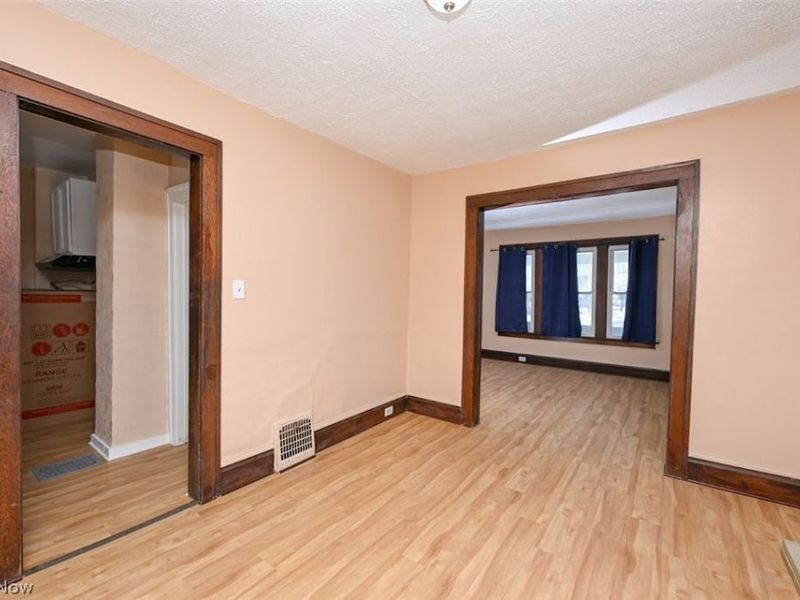 443 W Thornton Street W, Akron, OH 44307 Photo 9