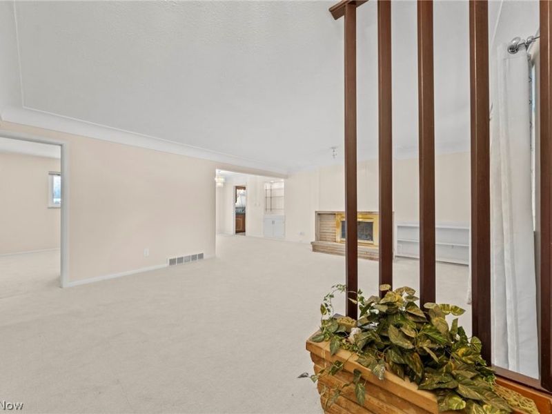 5229 Evergreen Drive, North Olmsted, OH 44070 Photo 18