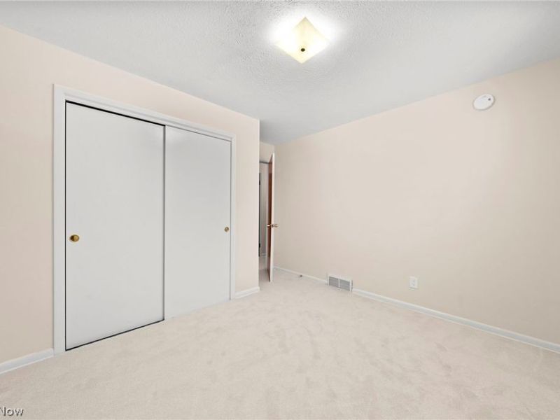 5229 Evergreen Drive, North Olmsted, OH 44070 Photo 30