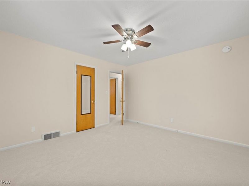 5229 Evergreen Drive, North Olmsted, OH 44070 Photo 40