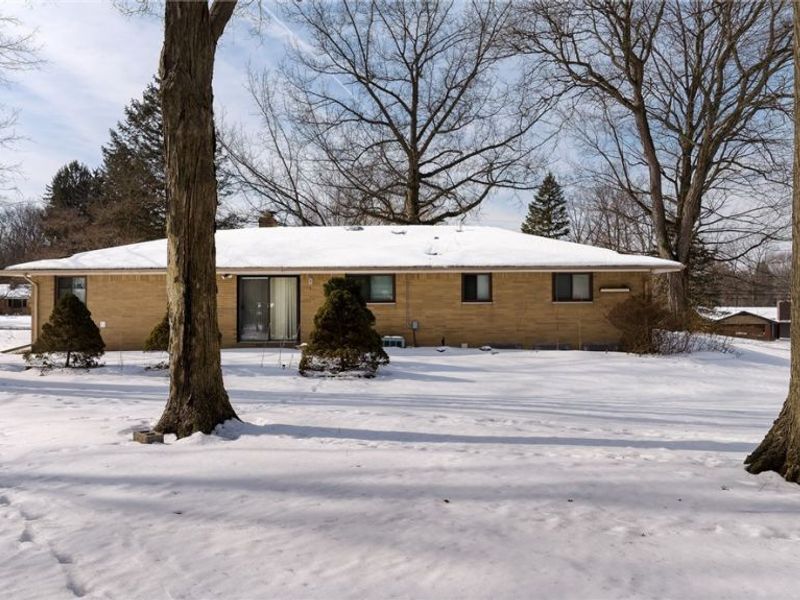 5229 Evergreen Drive, North Olmsted, OH 44070 Photo 7
