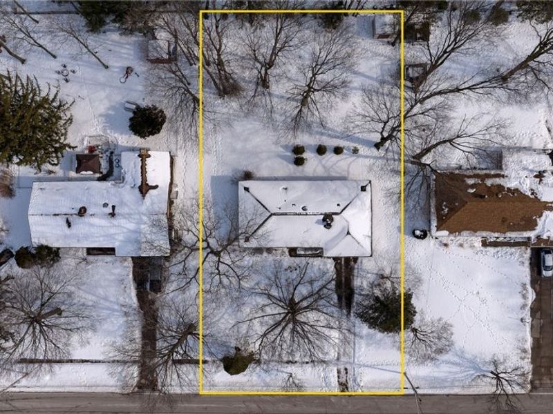 5229 Evergreen Drive, North Olmsted, OH 44070 Photo 8