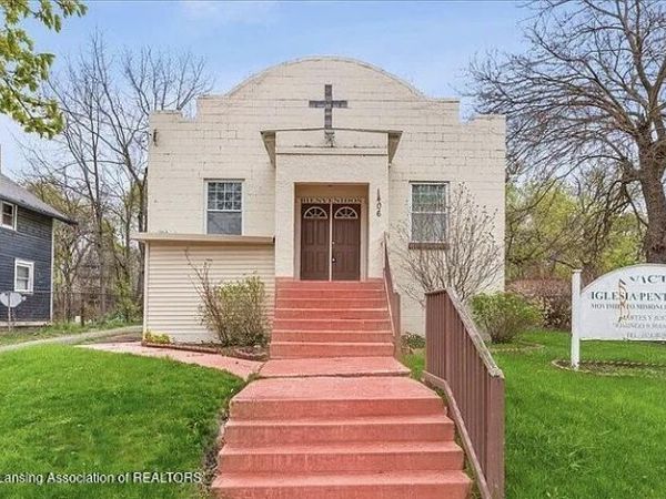1406 Ballard Street, Lansing, MI 48906