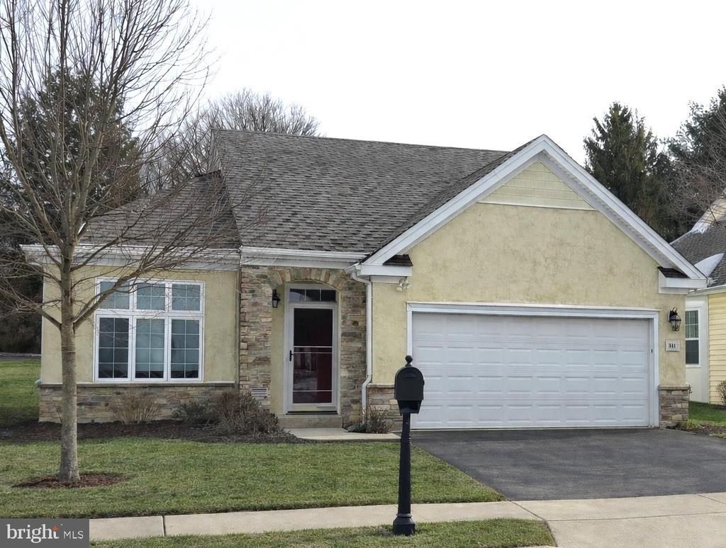 841 Nathaniel Trail, Warwick, PA 18974 Main Photo