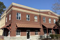 2612 Larch Lane photo 4