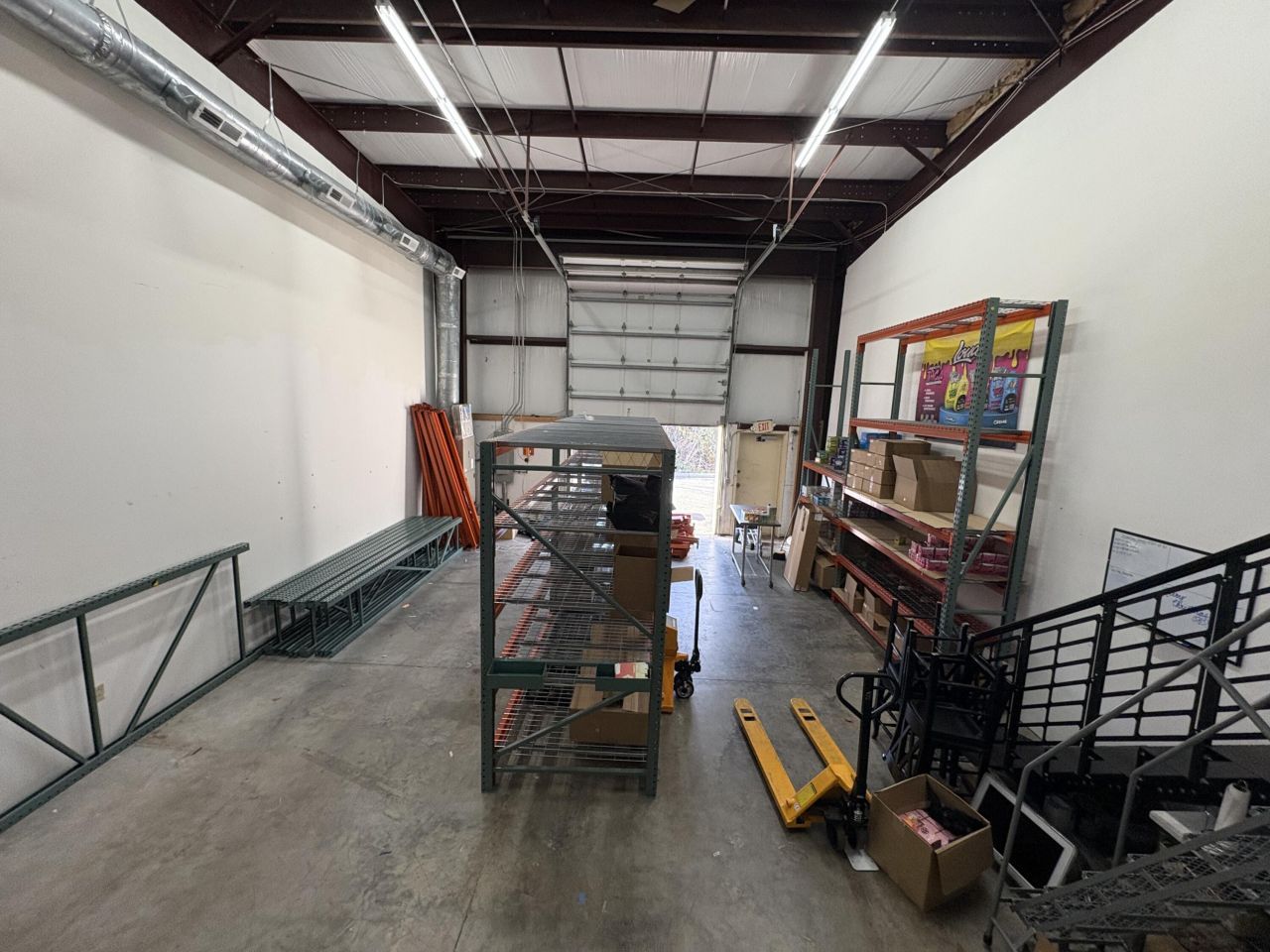 2612 Larch Lane Photo 7