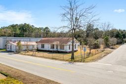 311 Heatley Street photo 4