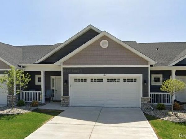 107 Crescent Avenue, Linden, MI 48451