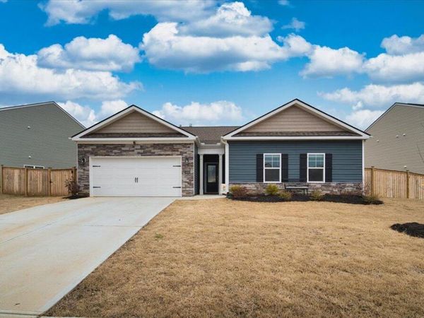 5859 Prickly Loop, Ooltewah, TN 37363