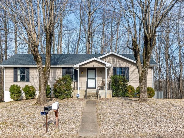 1015 Winding Ridge Rd, Goodlettsville, TN 37072