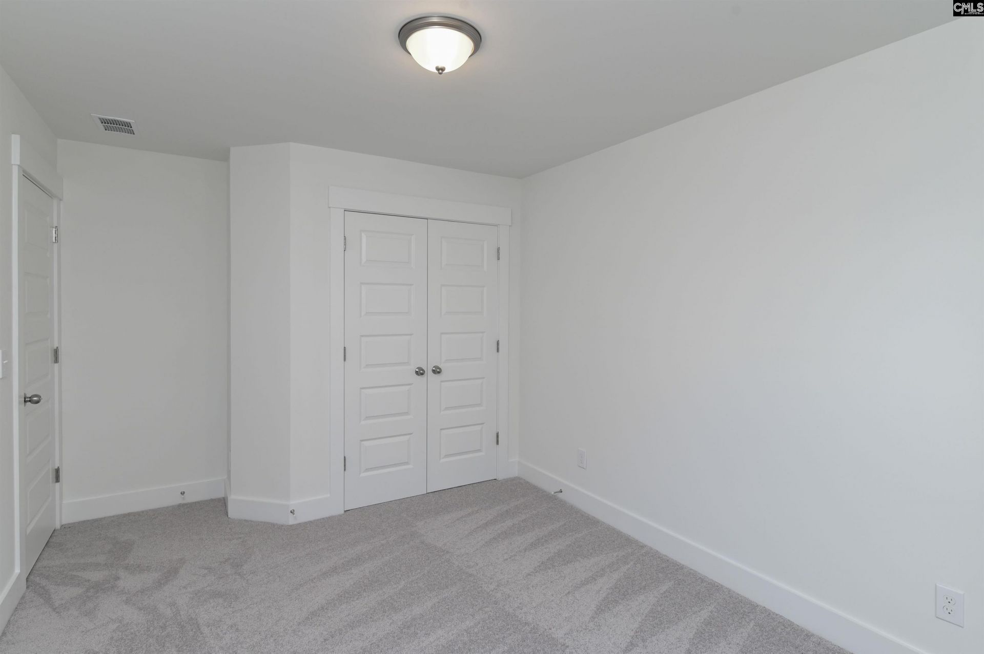 506 Adelaide Court Photo 29