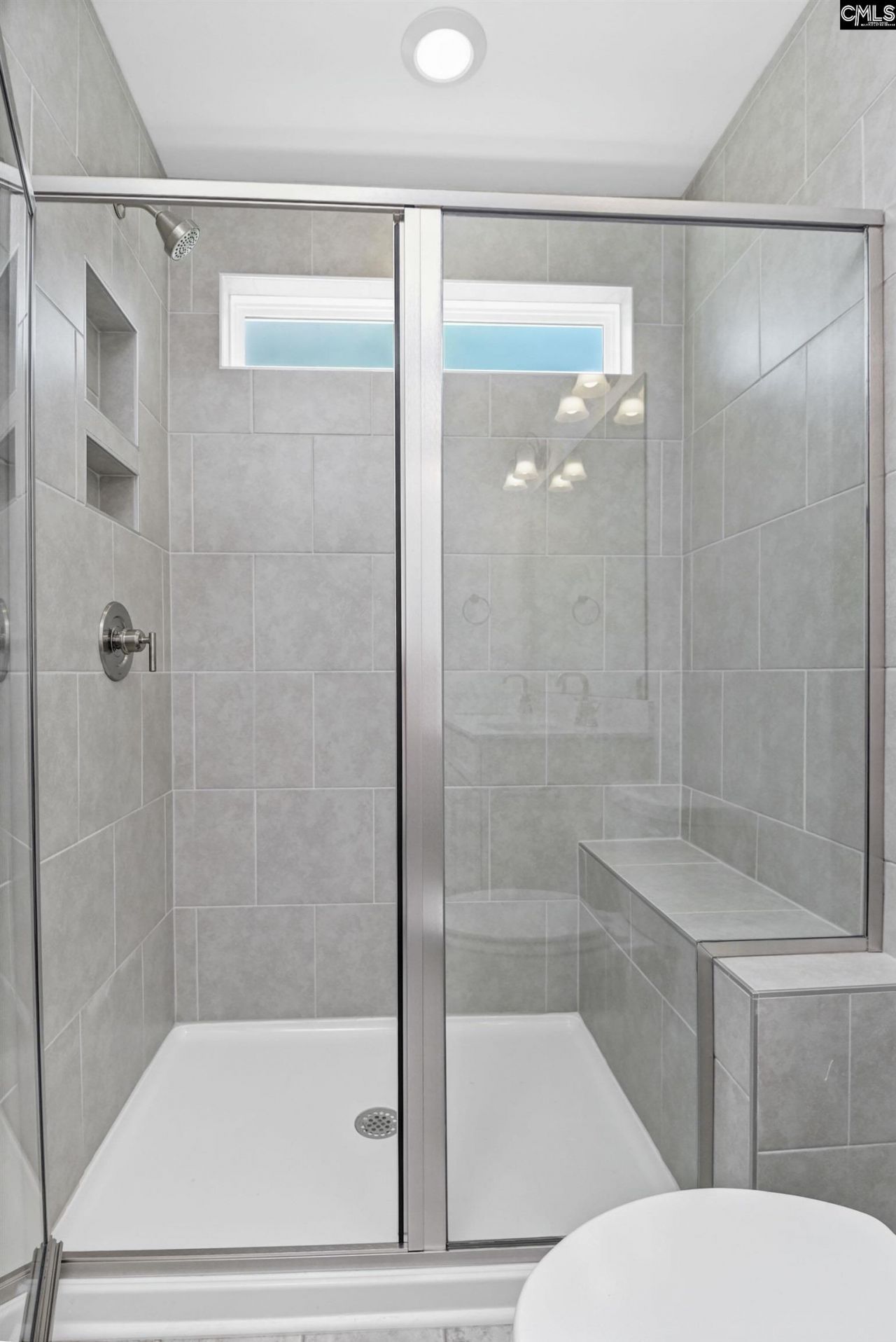 504 Adelaide Court Photo 22