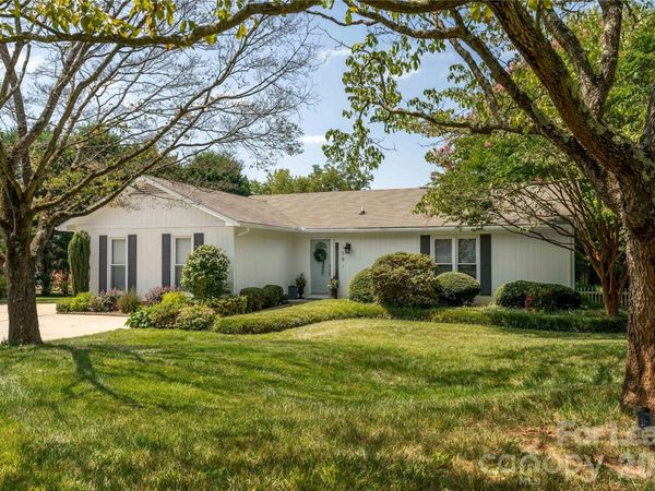 108 Surfside Lane, Mooresville, NC 28117