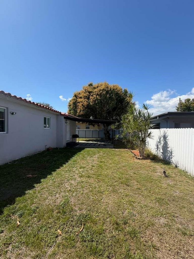 2815 Van Buren, Hollywood, FL 33020 Photo