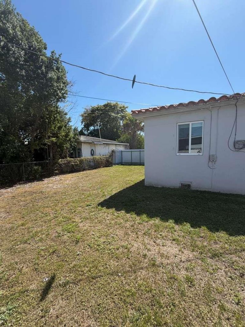 2815 Van Buren, Hollywood, FL 33020 Photo