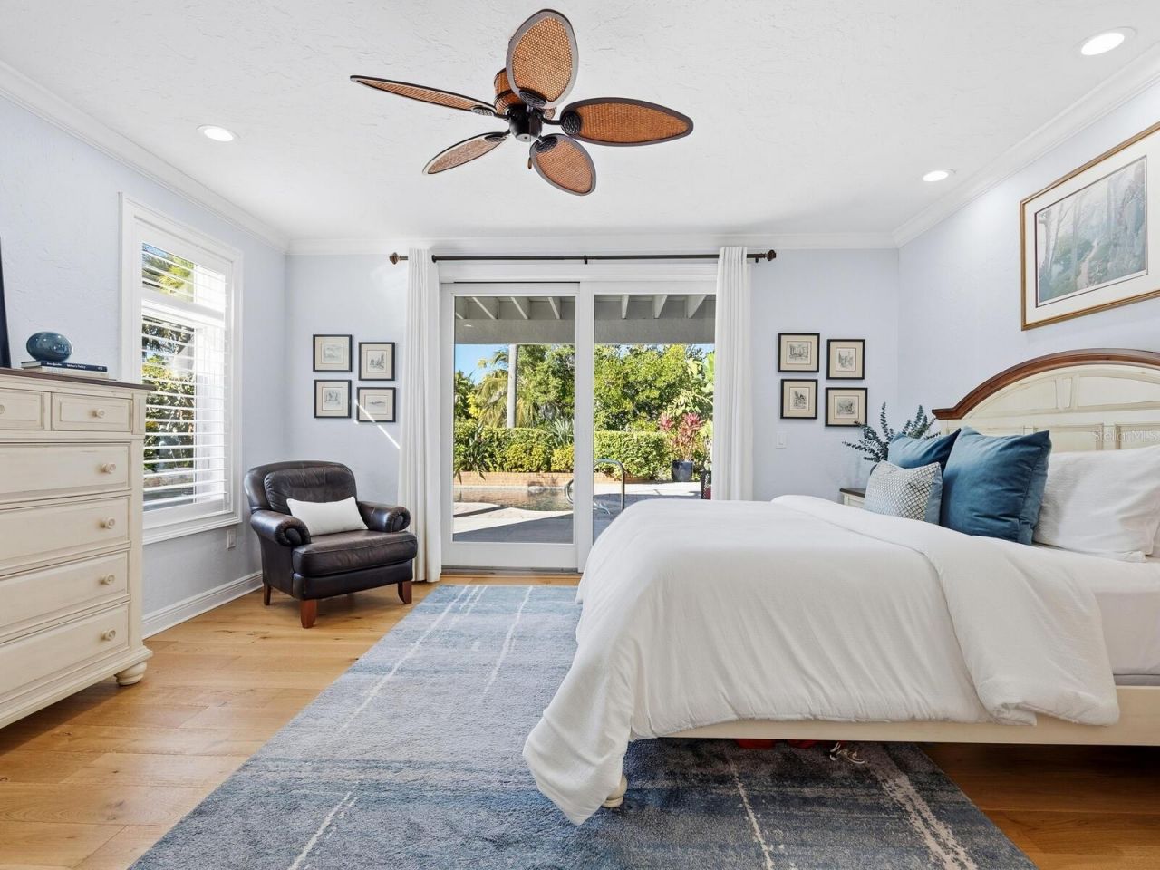 6934 Belgrave Drive, Siesta Key, FL 34242 Photo