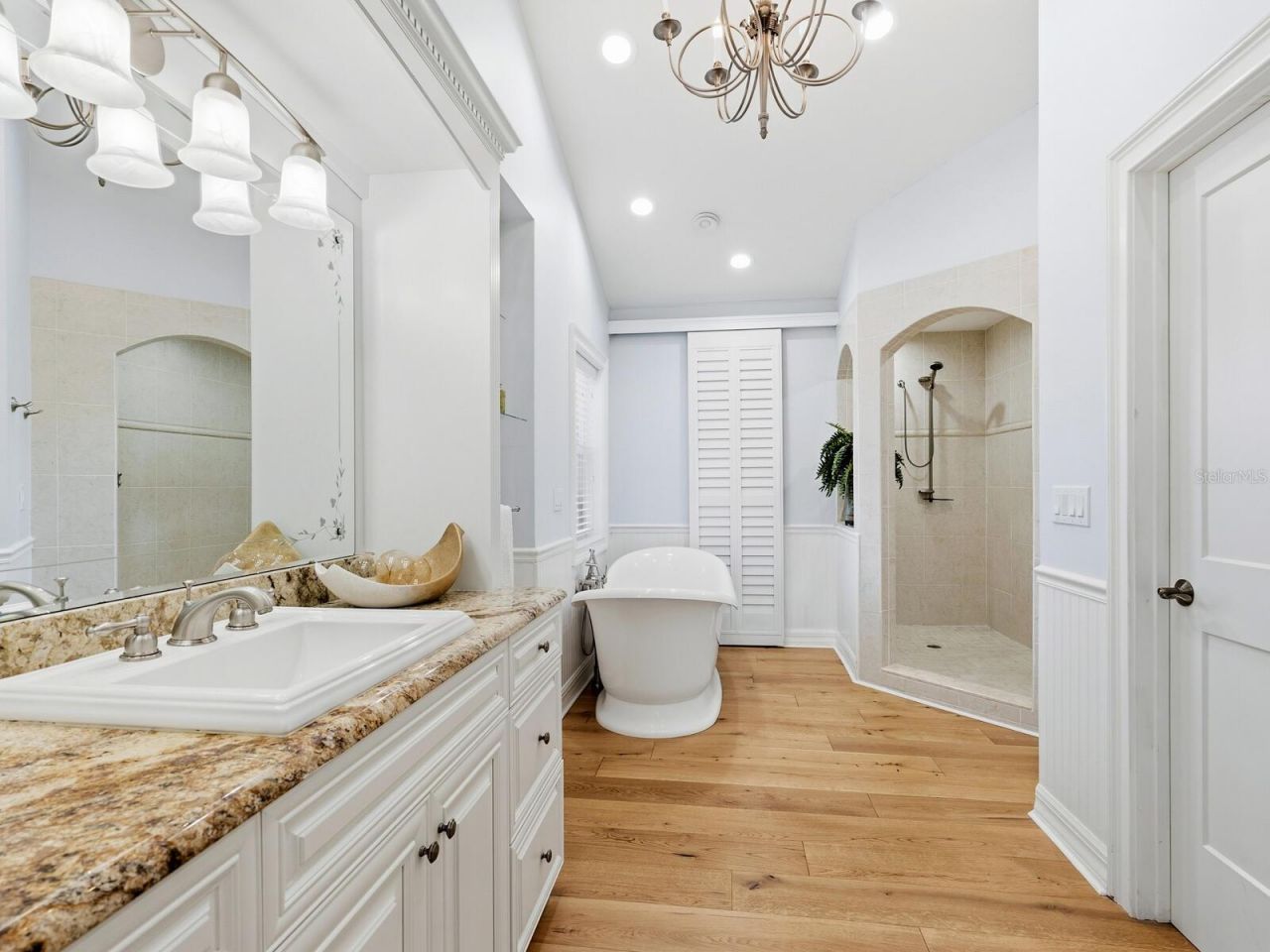 6934 Belgrave Drive, Siesta Key, FL 34242 Photo