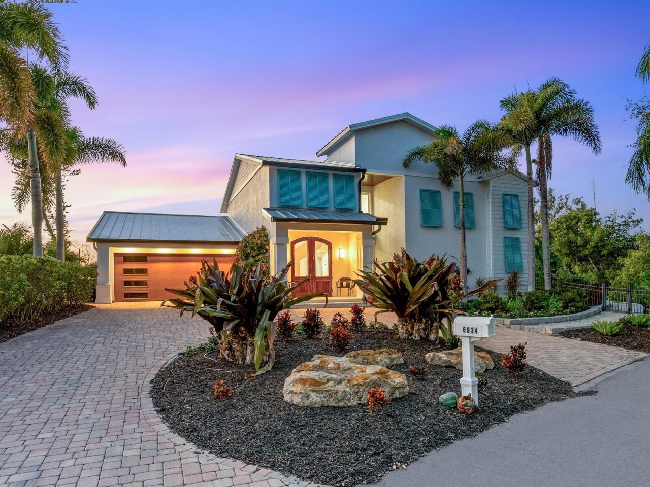 6934 Belgrave Drive, Siesta Key, FL 34242 Photo