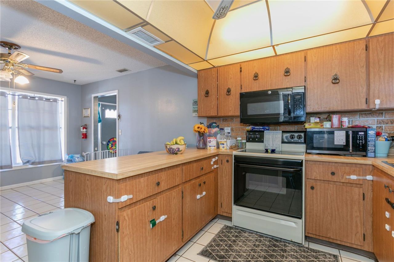 2710 38th Street W, Bradenton, FL 34205 Photo