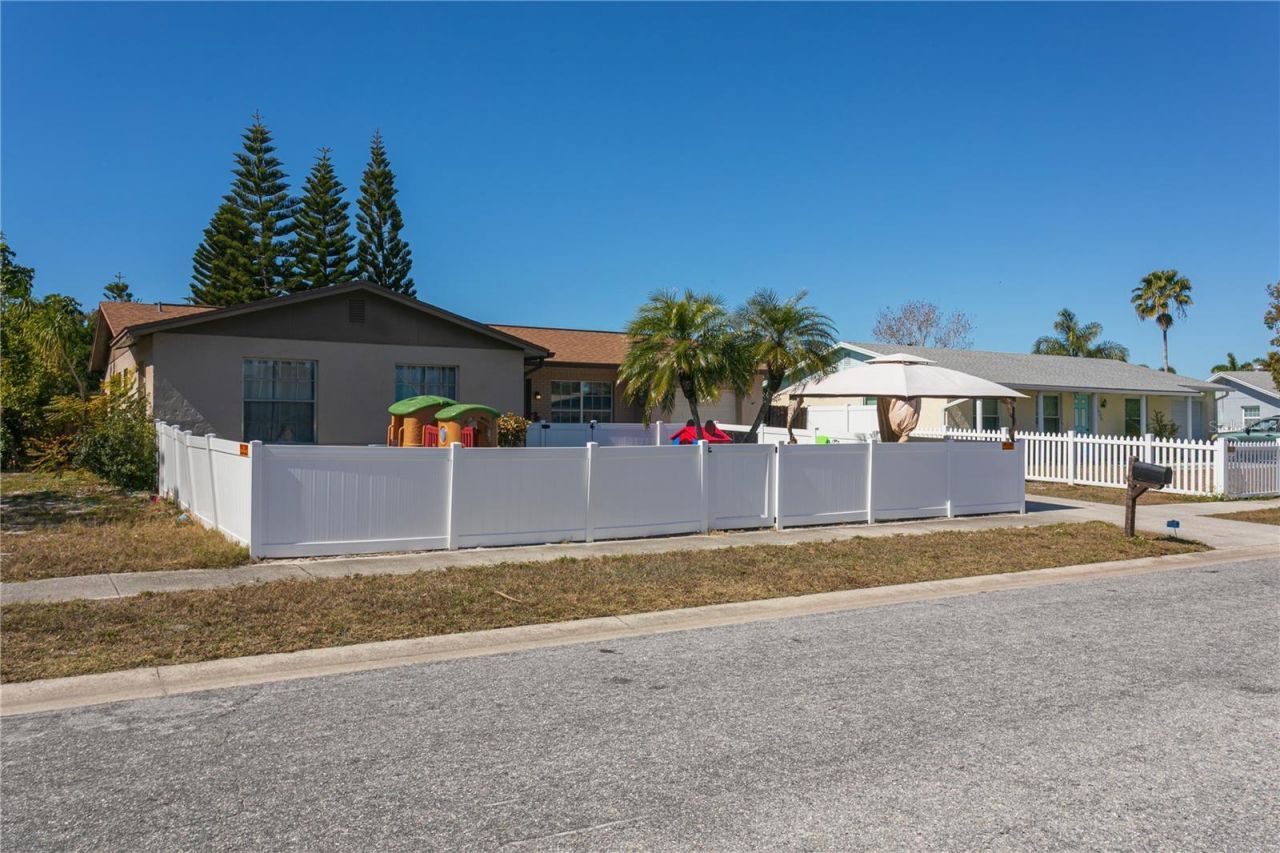 2710 38th Street W, Bradenton, FL 34205 Photo