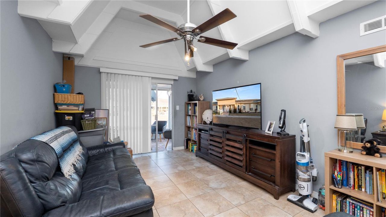 4311 Club Circle, Lakeshore, FL 33854 Photo