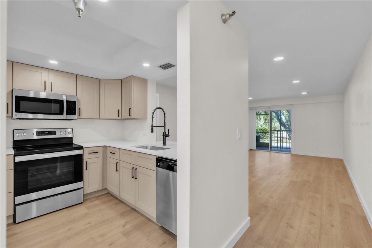 6304 Pointe West Boulevard, Unit A107, Bradenton, FL 34209 Photo