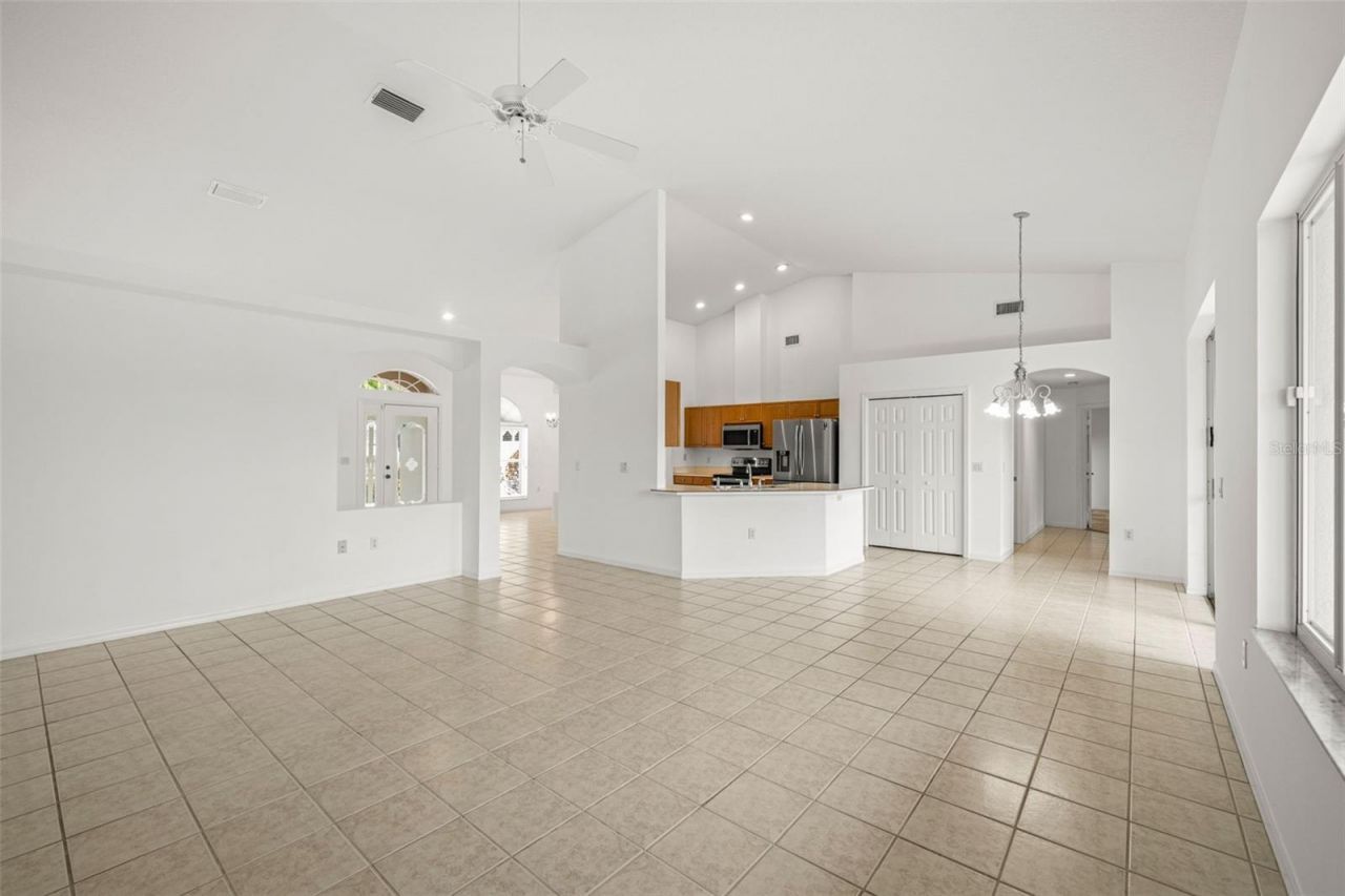 10246 Timberland Point Dr, Tampa, FL 33647 Photo