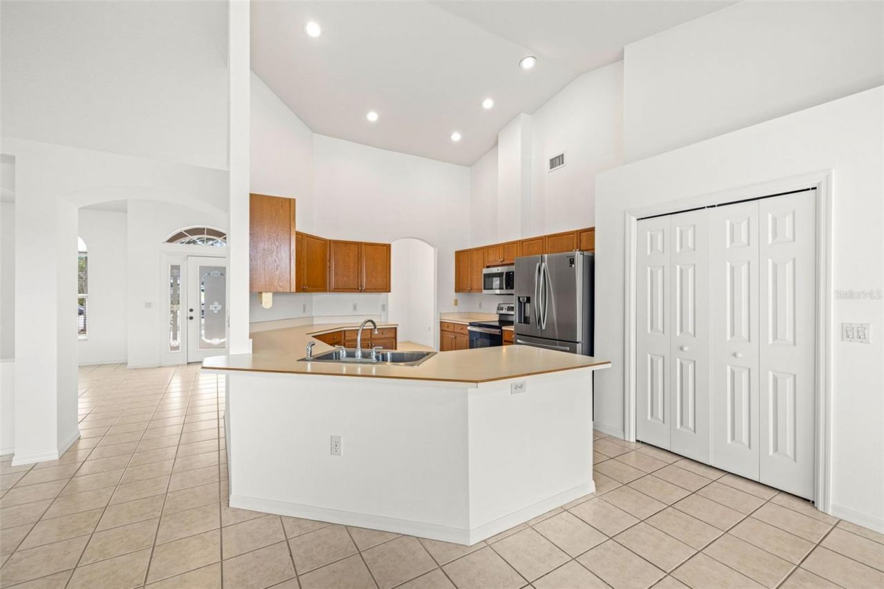 10246 Timberland Point Dr, Tampa, FL 33647 Photo