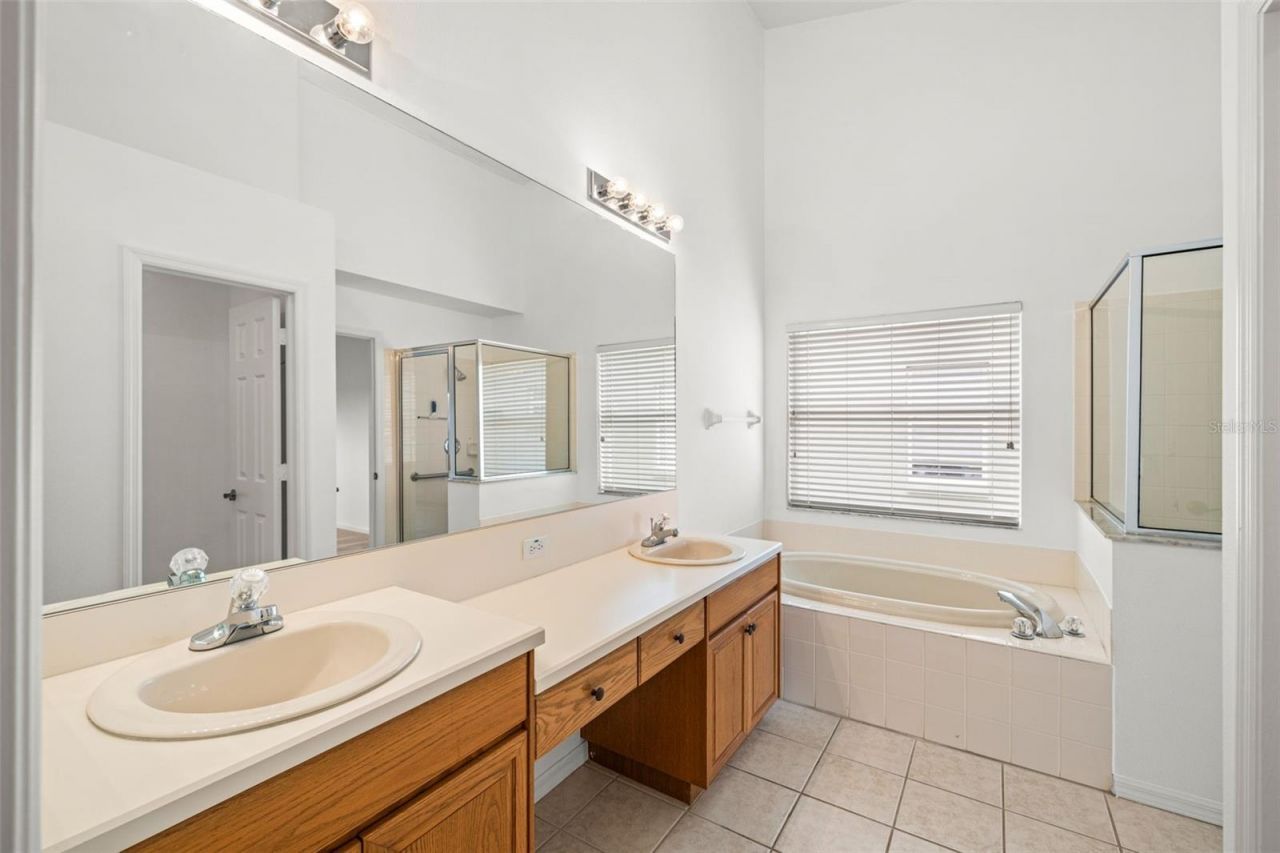 10246 Timberland Point Dr, Tampa, FL 33647 Photo
