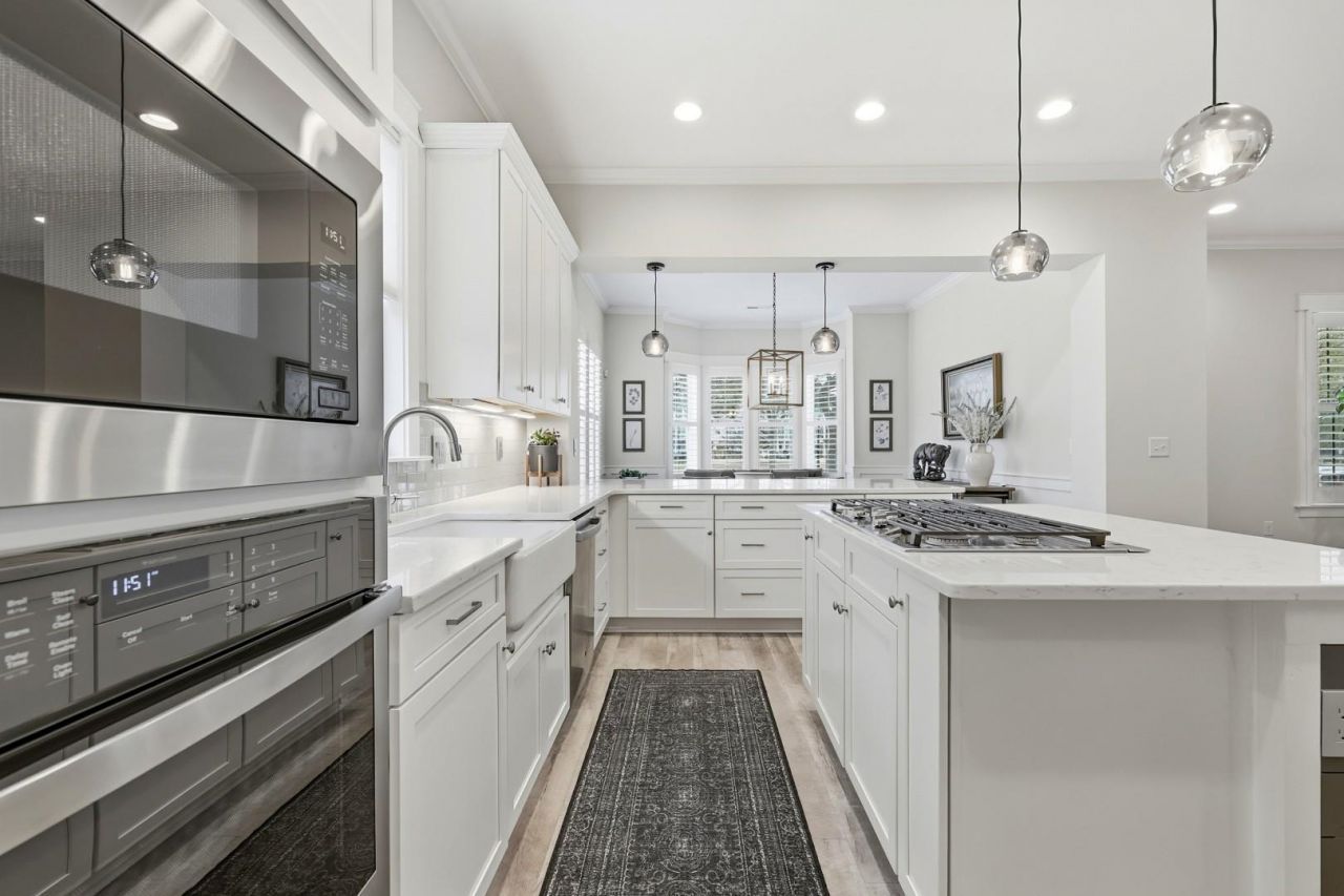 866 Farrow Pkwy. Photo 10