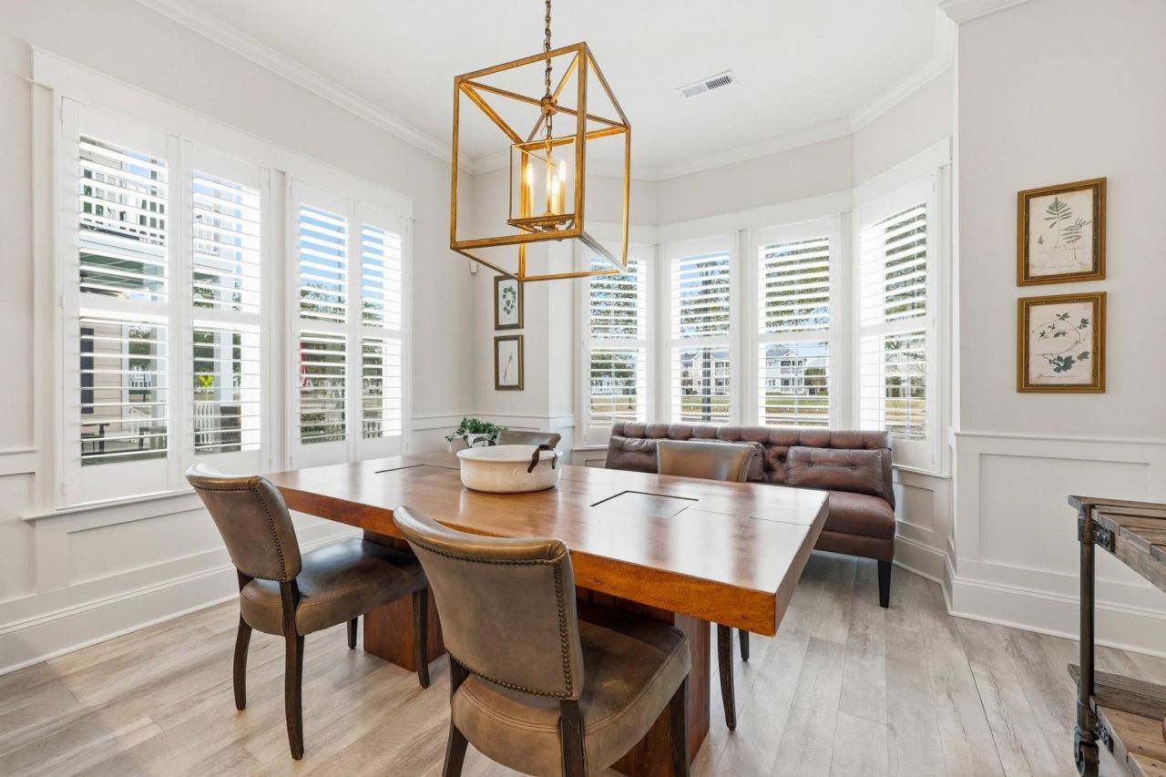 866 Farrow Pkwy. Photo 12