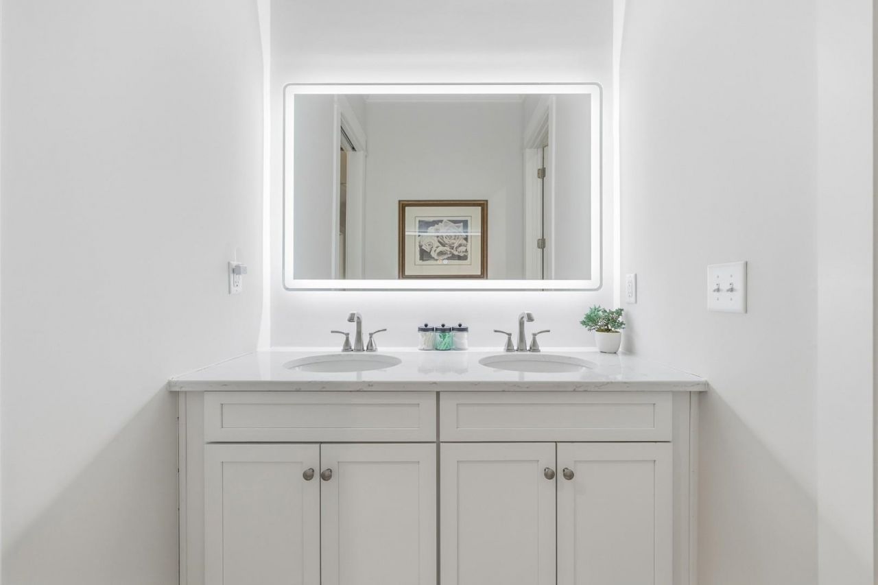 866 Farrow Pkwy. Photo 20