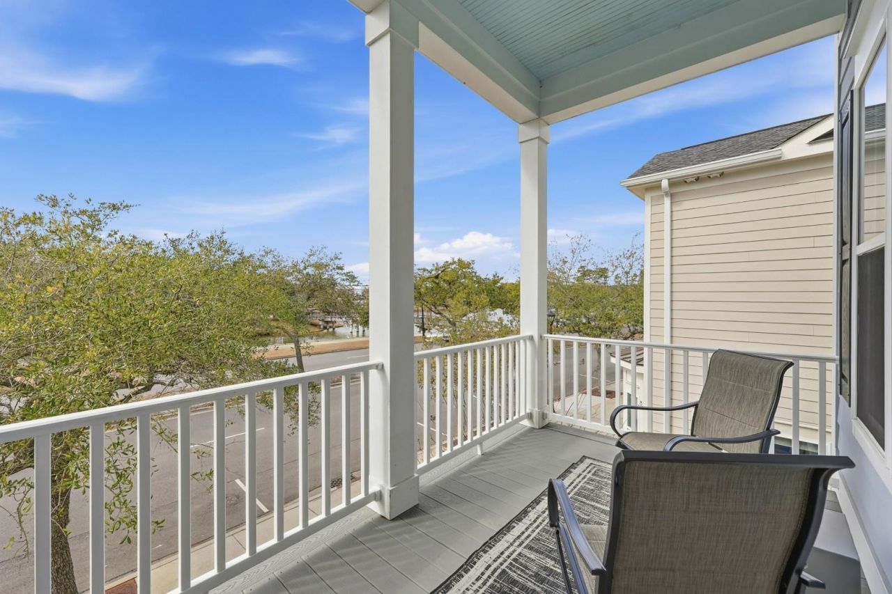 866 Farrow Pkwy. Photo 35