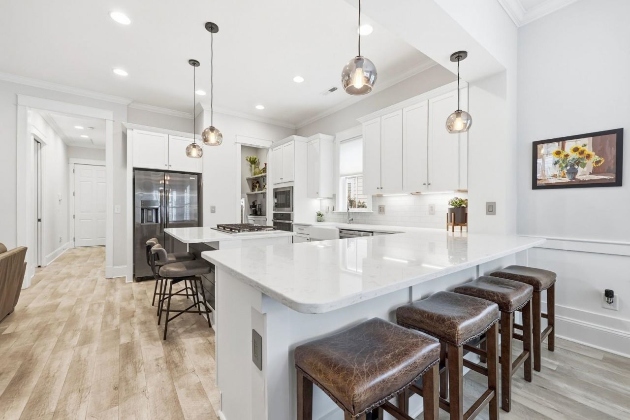 866 Farrow Pkwy. Photo 8