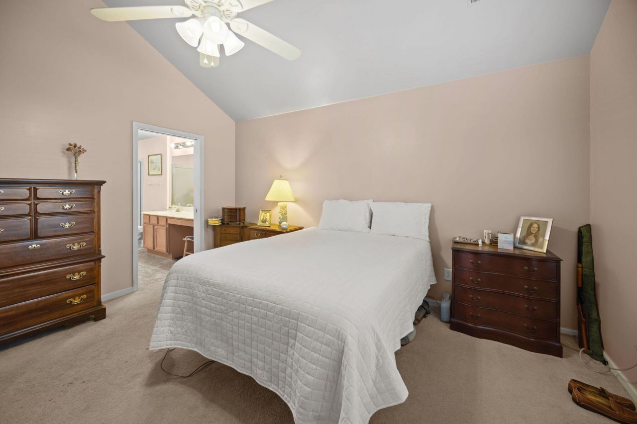 110 Ashley Villa Circle Photo 15