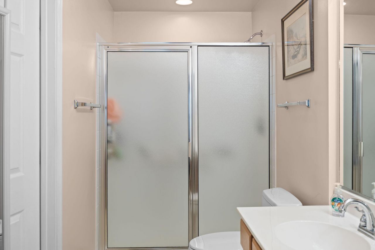 110 Ashley Villa Circle Photo 18